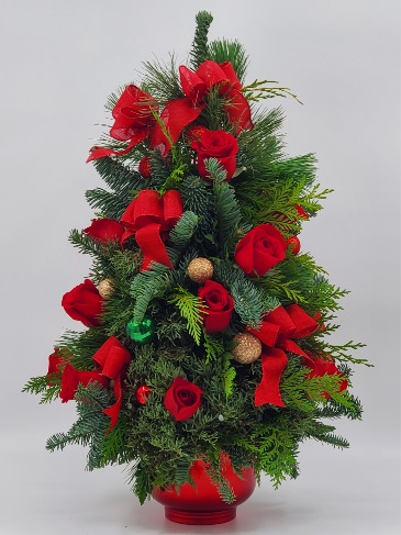 Tiny Christmas Spirit Holiday in San Juan, PR | ELIKONIA FLOWERS Tiny Christmas Spirit Holiday in San Juan, PR | ELIKONIA FLOWERS