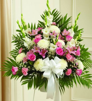 Tmeless Pinks Urn Spray
