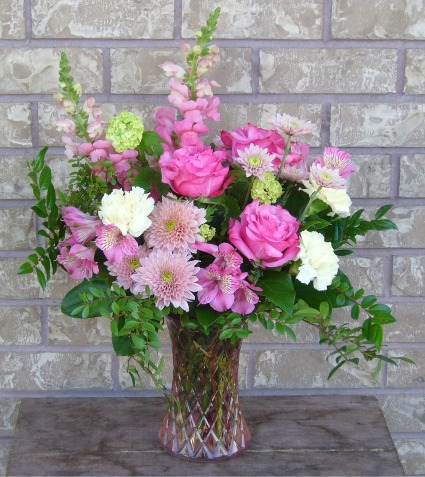 GENTLE BEAUTY Arrangement