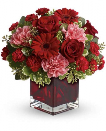 Together Forever Arrangement in cube
