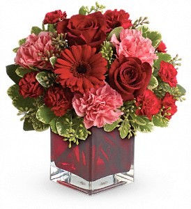 Teleflora's Together Forever T05N430A