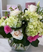 Tracy Bouquet Arrangement