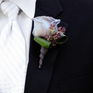 Traditional Boutonniere All Colors Available