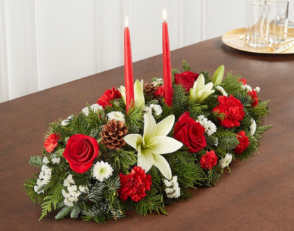 Traditional Christmas Centerpiece 