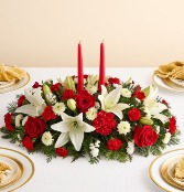 Traditional Christmas Centerpiece 