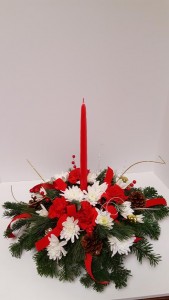 Traditional Christmas Centerpiece in Fort Wayne, IN | THE FLOWER SHOP Traditional Christmas Centerpiece in Fort Wayne, IN | THE FLOWER SHOP