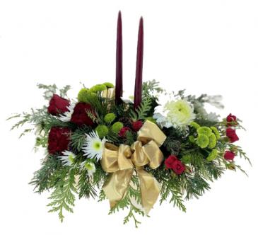 Traditional Christmas Container Arrangement in Invermere, BC | INSPIRE FLORAL BOUTIQUE