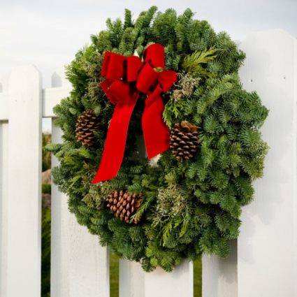 Traditional Christmas Wreath Wreath