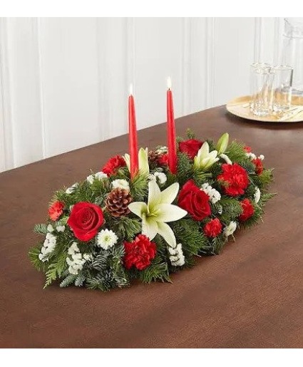 traditional holiday centerpiece table centerpiece