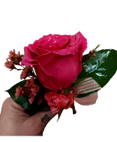 Traditional rose Pin-on