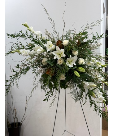 Tranquil Garden Standing Spray in Saratoga Springs, UT | Saratoga Flower Studio