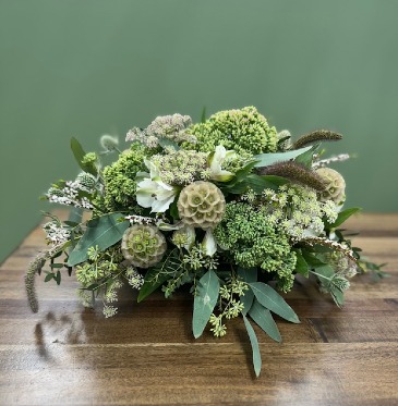 Tranquil Moment SCF Original - Designed By Kelly in Southbury, CT | SOUTHBURY COUNTRY FLORIST