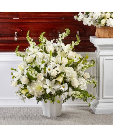 Tranquil Thoughts Funeral Basket in Snellville, GA | SNELLVILLE FLORIST