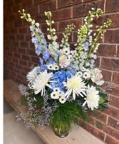 Tranquil waters Vase Arrangement