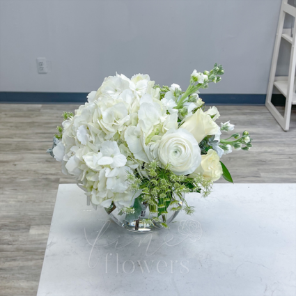 Bianco Vase Arrangement