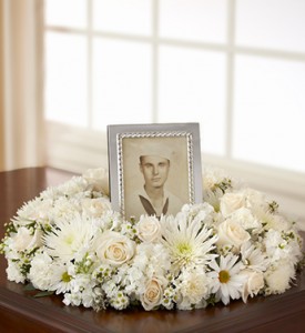 TRIBUTE WREATH in Camp Pendleton, CA | CAMP PENDLETON FLORIST TRIBUTE WREATH in Camp Pendleton, CA | CAMP PENDLETON FLORIST
