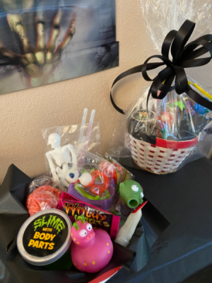 creepy goodie basket Gift badket