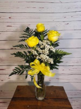 Triple Yellow Rose Budvase 