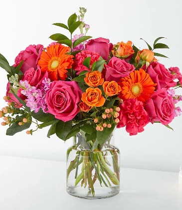 Tropical burst Vase Arrangement in Chatham, NJ | SUNNYWOODS FLORIST