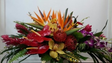 Tropical Centerpiece in Fort Lauderdale, FL - ENCHANTMENT FLORIST