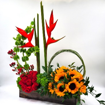 "Acho, PR es otra cosa" Love Arrangement in San Juan, PR | ELIKONIA FLOWERS
