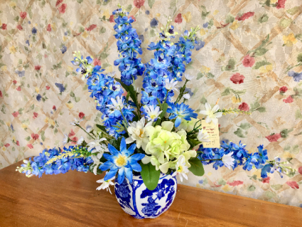 blue silk flower arrangements