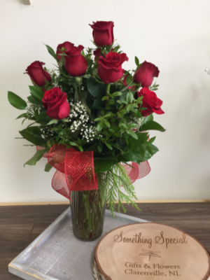 V4 True Love Roses in a vase choose red, yellow, white, pink or purple