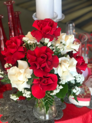 Dozen Handturned Roses Roses