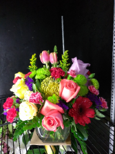 True Splender Fresh mixed vase arrangement