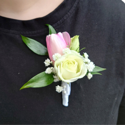 Tulip Elegance Boutonniere Flowers