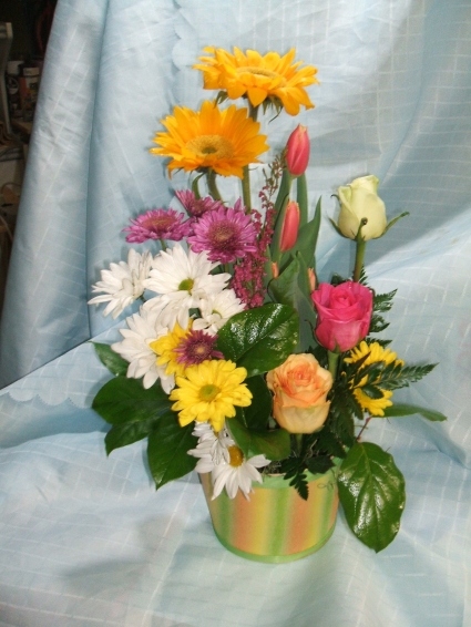 TULIP PEKABOO Floral arrangement