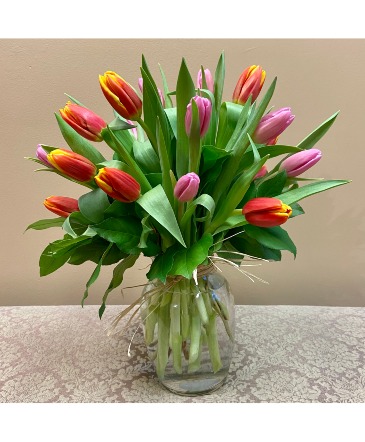 Tulips Arranged  in Hellertown, PA | PONDELEK'S FLORIST