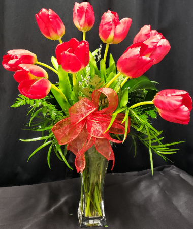 TULIPS FOR TWO LIPS