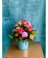 TURN UP THE TURQUOISE FLOWER ARRANGEMENT