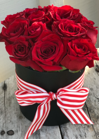 Tuxedo Roses Flower Box