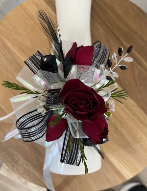 Twilight Kiss Corsage