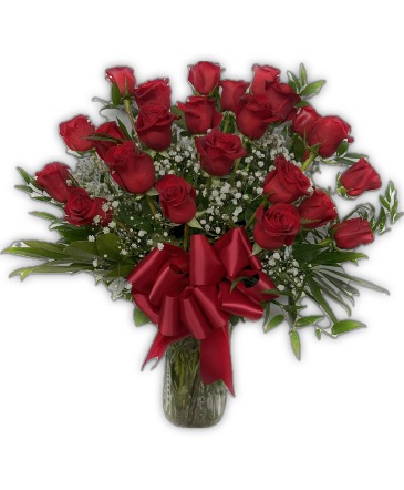 Two dozen Freedom Red  Vase Arangement in Lexington, SC | LEXINGTON FLORIST