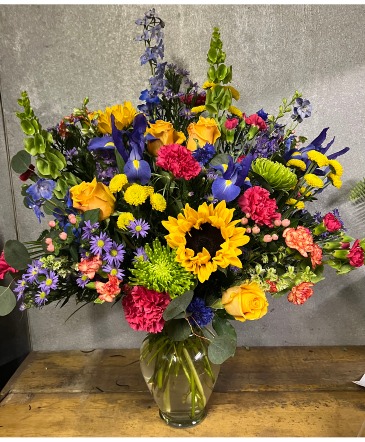 UNDER THE RAINBOW  in Kenosha, WI | SUNNYSIDE FLORIST OF KENOSHA