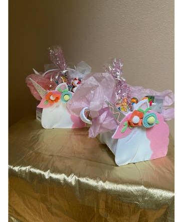 unicorn gift basket cute soft basket with unicorn  cute gift basket for the unicorn lover in Renton, WA | Alicia's Wonderland II