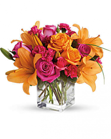 UNIQUELY CHIC BOUQUET