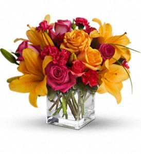 Uniquely Chic T47-3B in Wichita Falls, TX | House of Flowers & Gifts Uniquely Chic T47-3B in Wichita Falls, TX | House of Flowers & Gifts