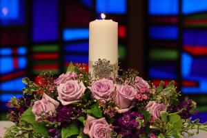 Unity Candle Wedding Flowers in Oakville, ON | ANN'S FLOWER BOUTIQUE-Wedding & Event Florist Unity Candle Wedding Flowers in Oakville, ON | ANN'S FLOWER BOUTIQUE-Wedding & Event Florist