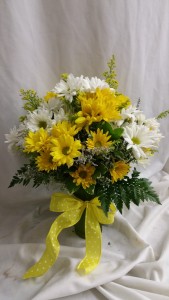 Upsy Daisy Fresh Vased Arrangement