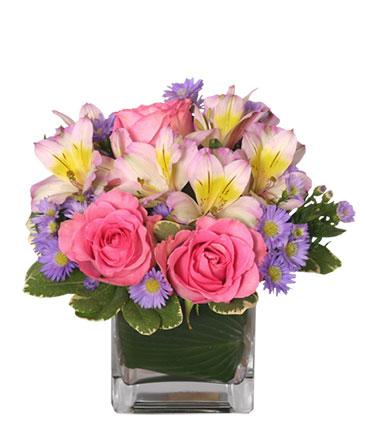 PRETTY AS YOU PLEASE Vase of Flowers in Elk Rapids, MI | ELK LAKE FLORAL & GREENHOUSES
