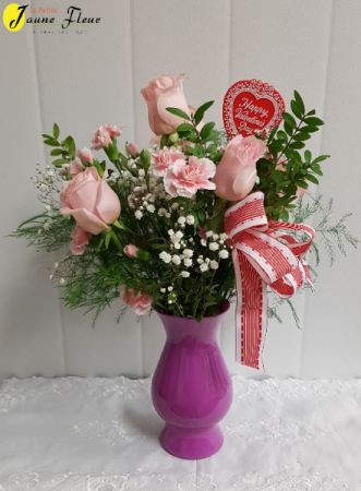 Val-Pretty in Pink 1/2 Doz Roses in pink