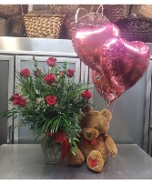 Valentine Bundle:1 Dozen Roses/Bear/3 Balloons 160.95