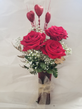 Valentine Love   Rose Bud Vase 