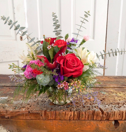 Valentine Special #7 Valentine Fresh Flower Arrangement