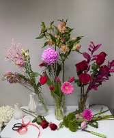 Valentine Vibes - Designers Choice  Wrapped Bouquet For Your Own Vase