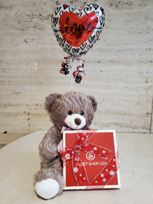 Valentine's Bear Chocolate and Ballon in Charlotte, NC | FLOWERS PLUS Valentine's Bear Chocolate and Ballon in Charlotte, NC | FLOWERS PLUS